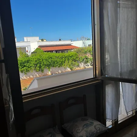 Maestrale Guest house Torre Suda